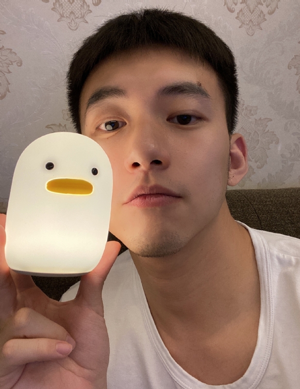 绝世大冤种的第三张照片--湛江相亲服务中心