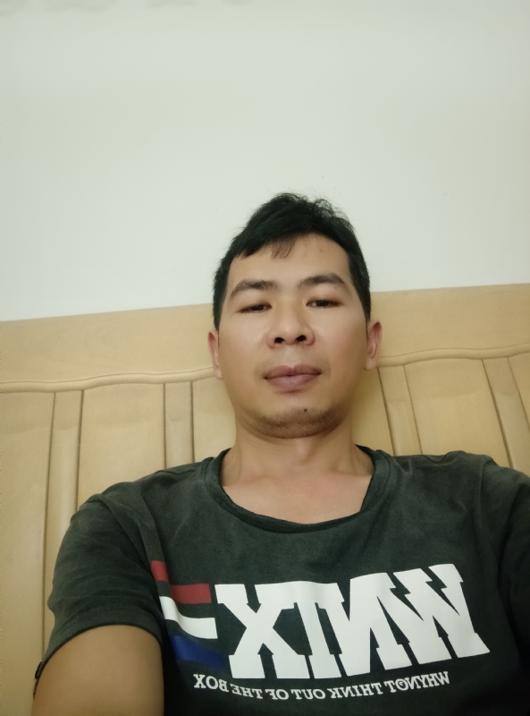 小伙子的第四张照片--湛江相亲服务中心