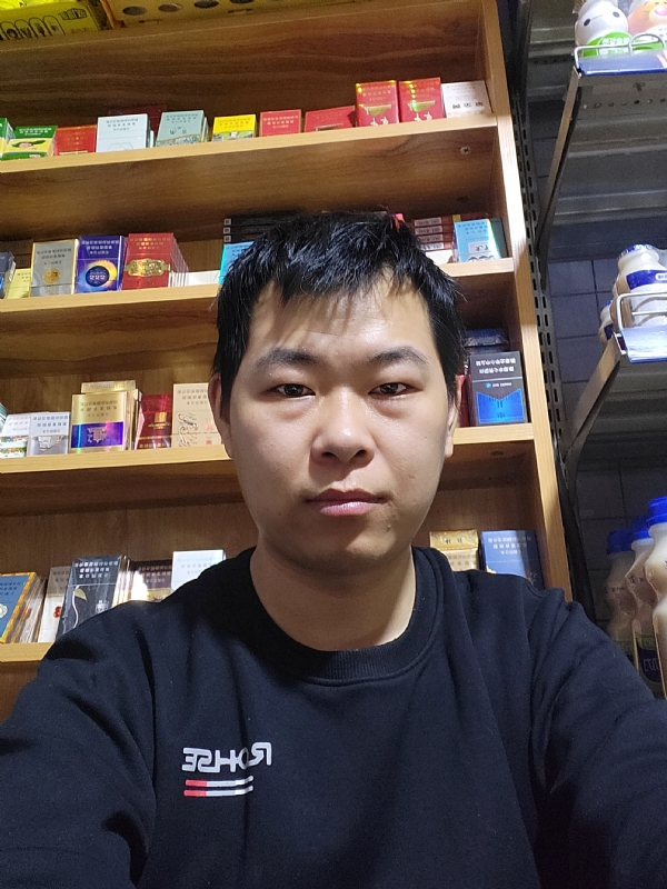 路途中的暖风的第一张照片--湛江相亲服务中心