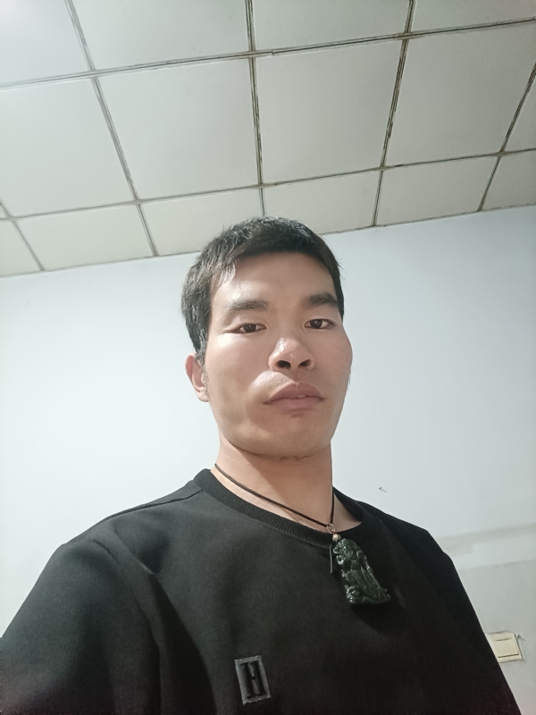 小松(11)的第一张照片--湛江相亲服务中心