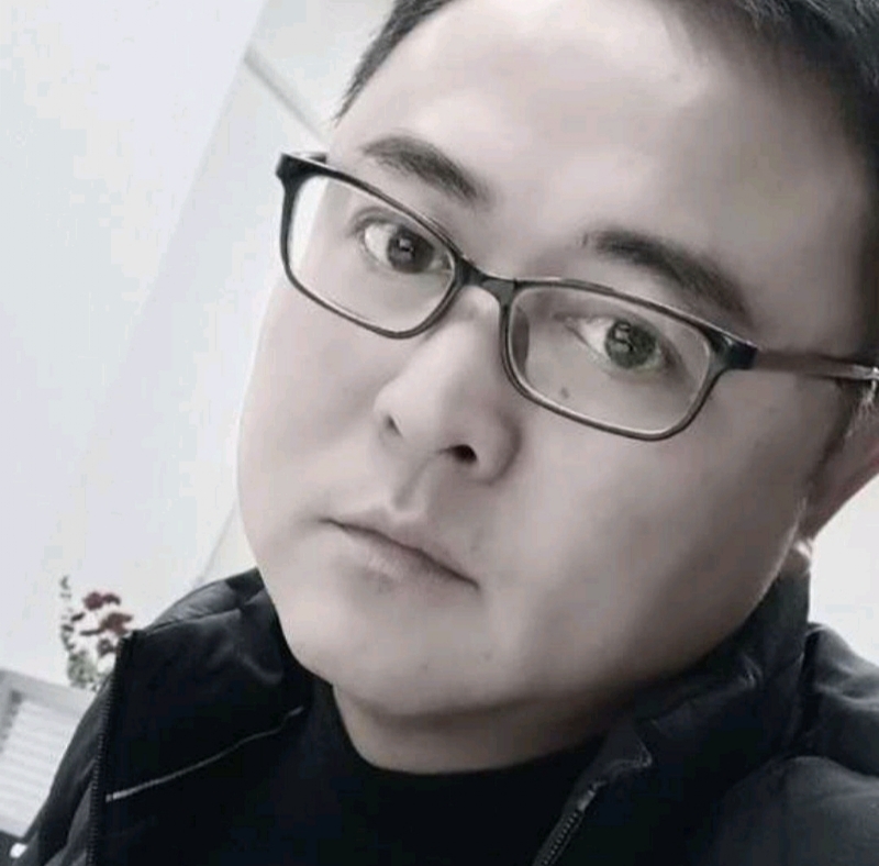 小石头的第二张照片--湛江相亲服务中心