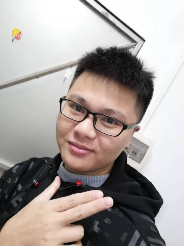 小小梦执的第一张照片--湛江相亲服务中心