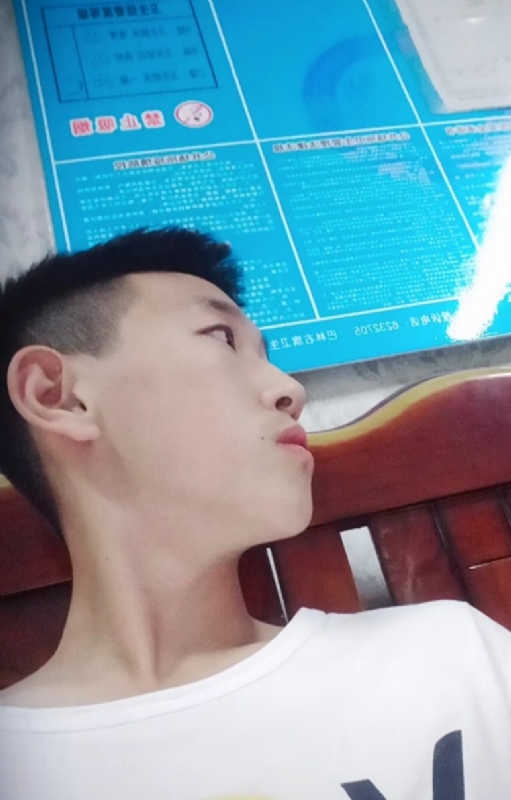 高一名的第一张照片--湛江相亲服务中心