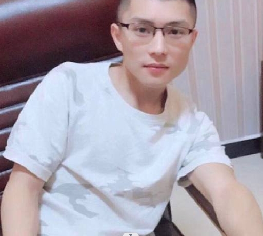辉辉辉的第一张照片--湛江相亲服务中心