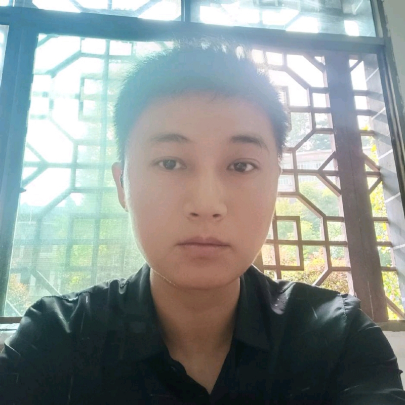 枫叶的第一张照片--湛江相亲服务中心