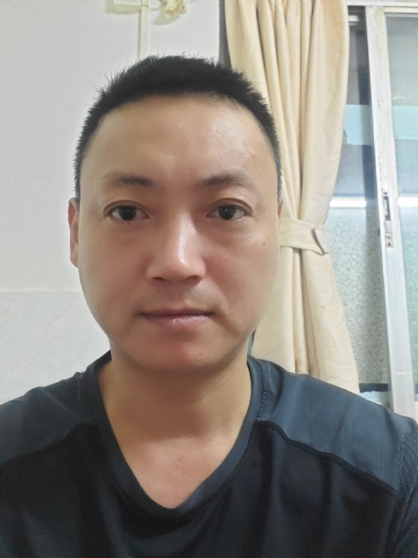 你若不离我定不弃的第一张照片--湛江相亲服务中心