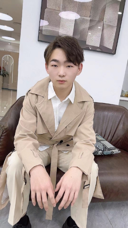 啊哲的第一张照片--湛江相亲服务中心