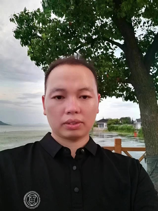 一起说晚安的第一张照片--湛江相亲服务中心