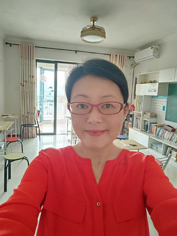 丽华的第二张照片--湛江相亲服务中心