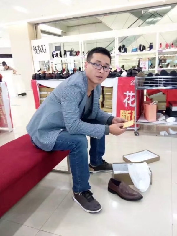 借我你的手的第一张照片--湛江相亲服务中心
