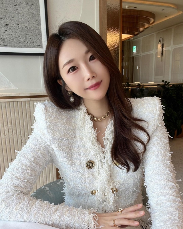 惠然的第一张照片--湛江相亲服务中心