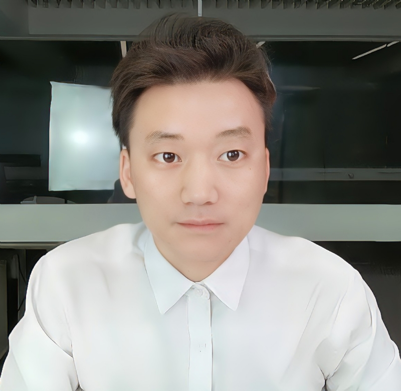 李日的第一张照片--湛江相亲服务中心