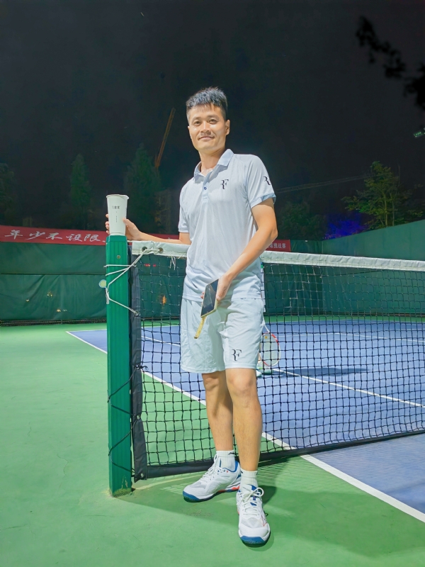 网球罗的第五张照片--湛江相亲服务中心