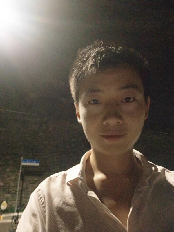 来啊的第一张照片--湛江相亲服务中心