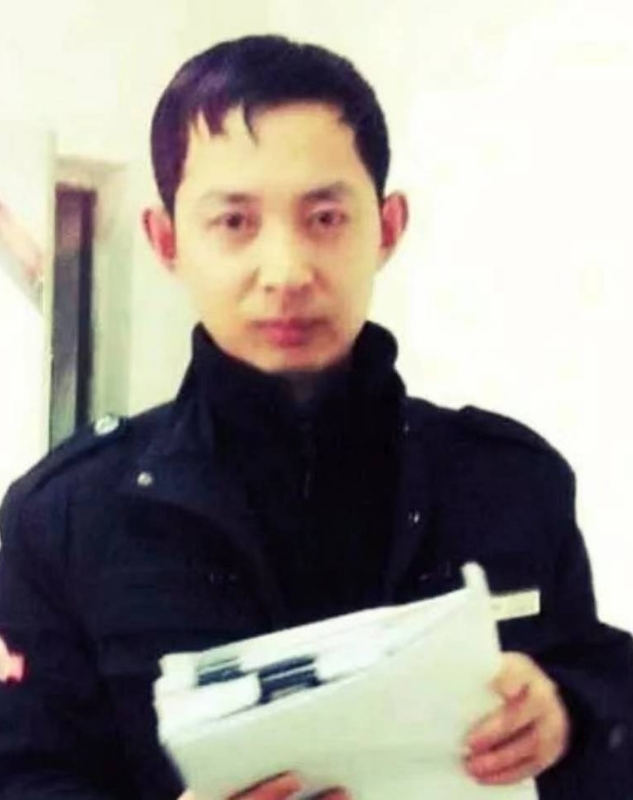 风雨中有你的第一张照片--湛江相亲服务中心