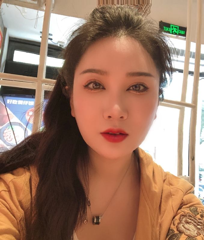 琳达的第二张照片--湛江相亲服务中心