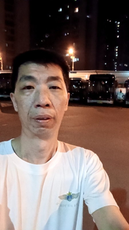 小丑的第一张照片--湛江相亲服务中心