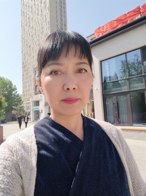 天山雪莲的第一张照片--湛江相亲服务中心