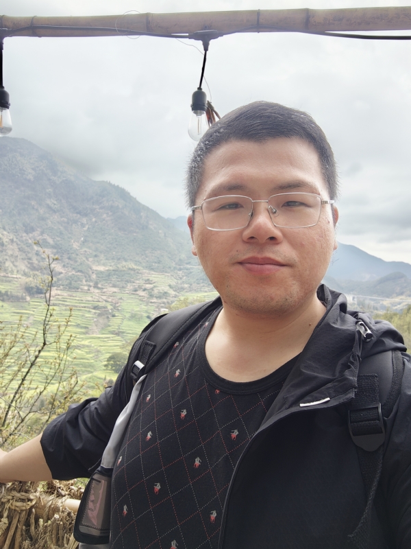 青山的第三张照片--湛江相亲服务中心