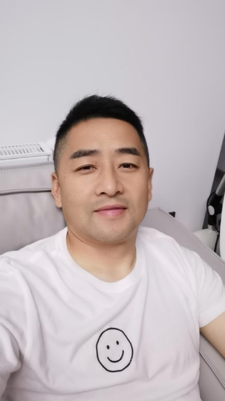 向阳而生的第一张照片--湛江相亲服务中心