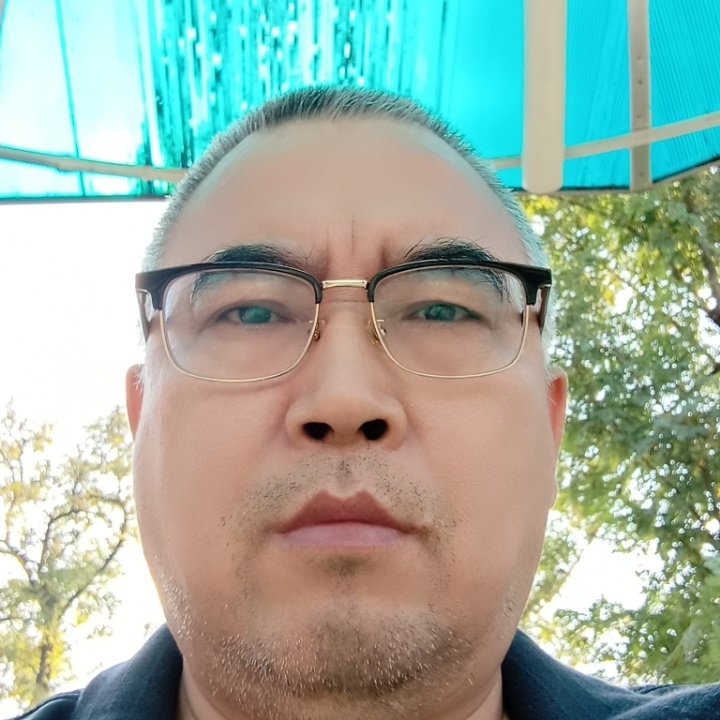绿萝的第一张照片--湛江相亲服务中心