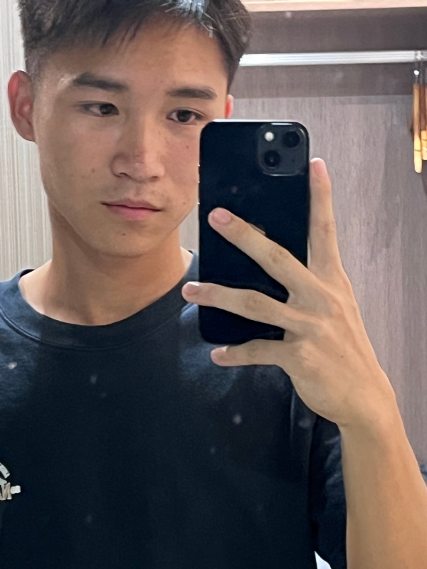 画家的第二张照片--湛江相亲服务中心