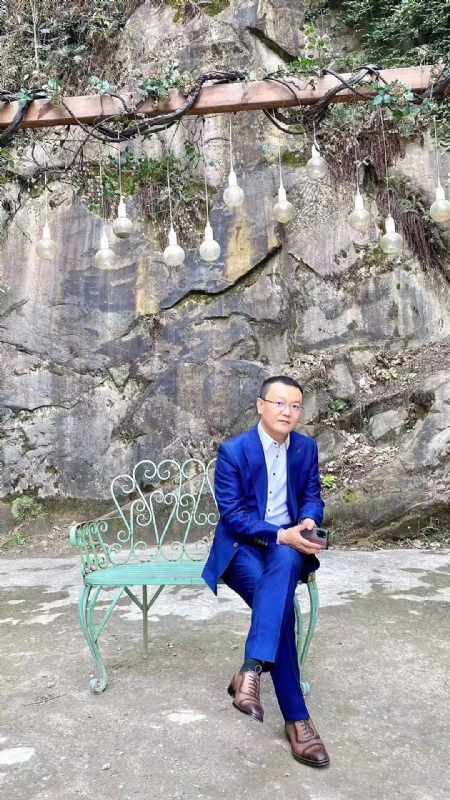 dikson的第一张照片--湛江相亲服务中心