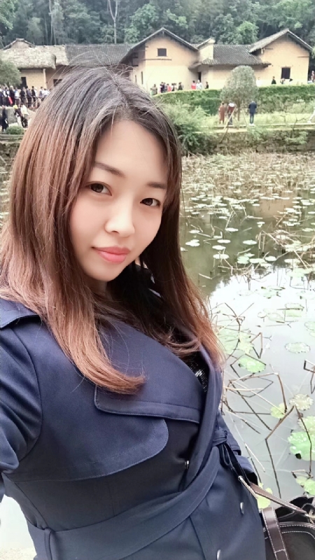 百合的第一张照片--湛江相亲服务中心