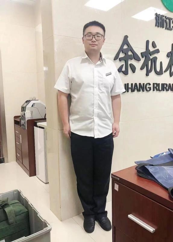 君临天下的第一张照片--湛江相亲服务中心