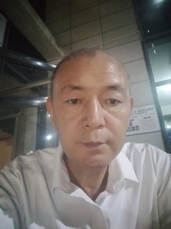 老李的第一张照片--湛江相亲服务中心
