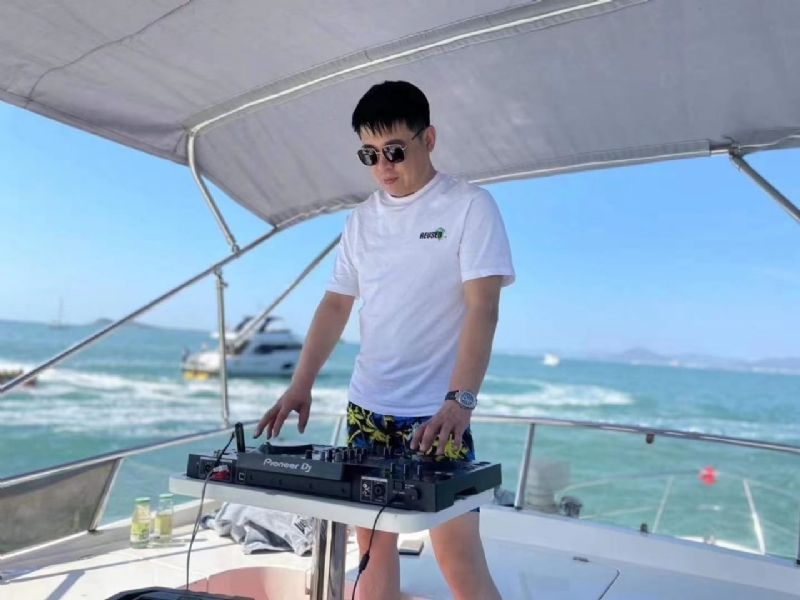 魔盒的第一张照片--湛江相亲服务中心