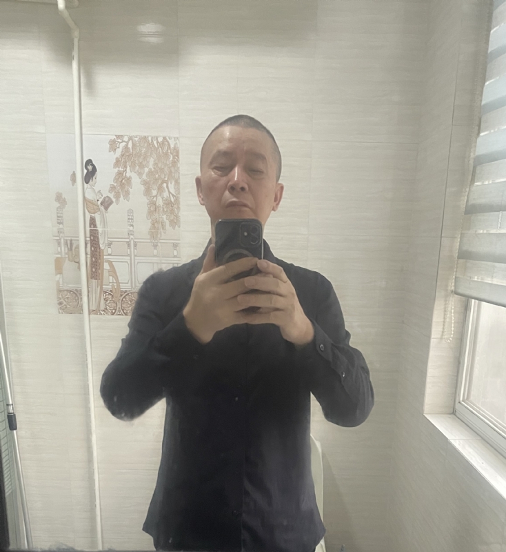 荣哥的第一张照片--湛江相亲服务中心