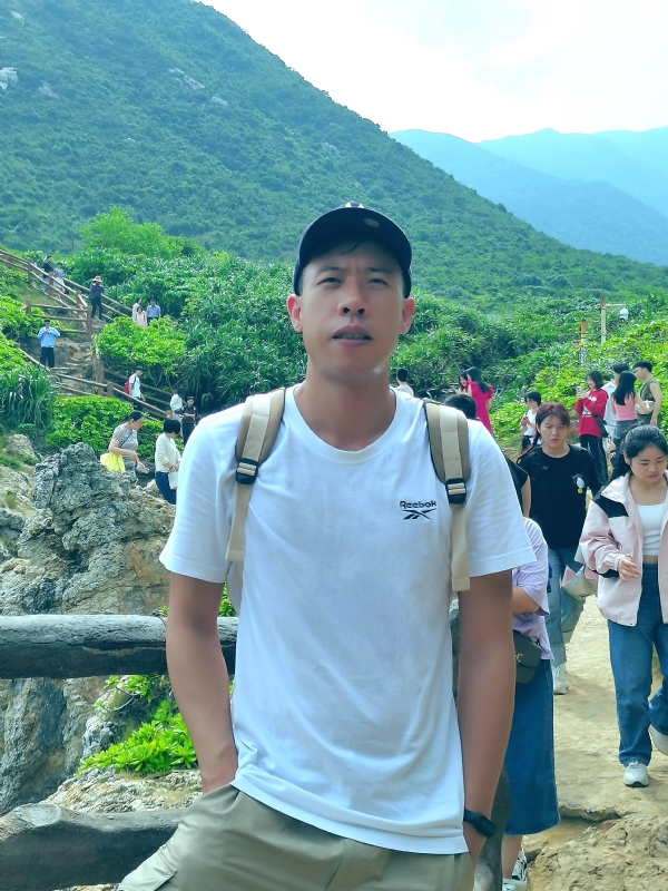 吴生的第一张照片--湛江相亲服务中心
