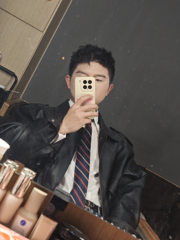 郝天翔的第一张照片--湛江相亲服务中心