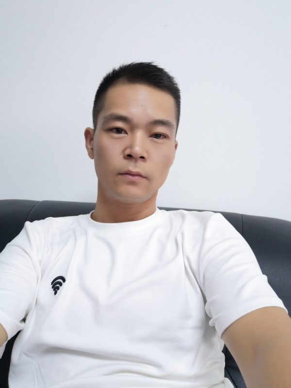 东东的第二张照片--湛江相亲服务中心