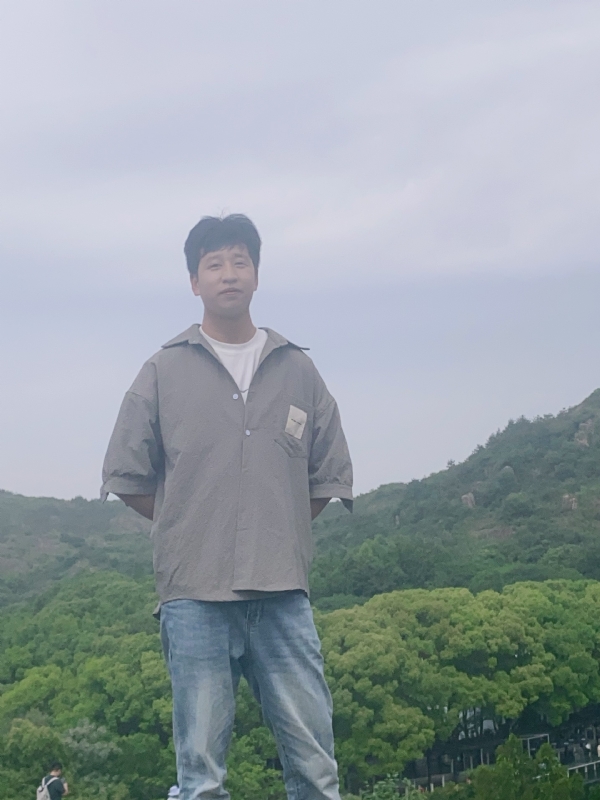 渐行渐远的第二张照片--湛江相亲服务中心