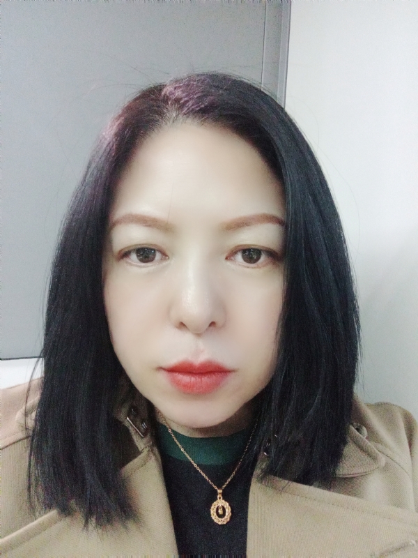 尘颜的第一张照片--湛江相亲服务中心