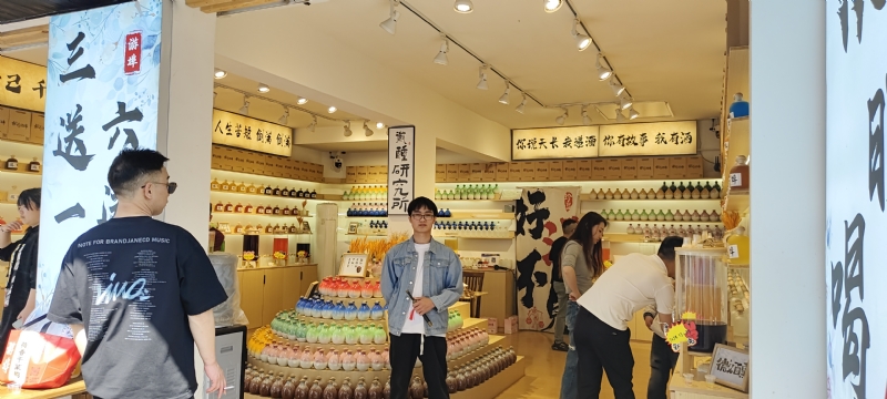 lilili109y的第三张照片--湛江相亲服务中心