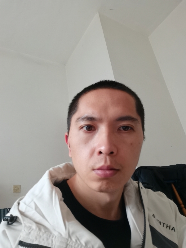 至诚的第一张照片--湛江相亲服务中心