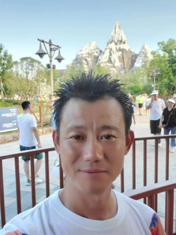 艾氏涂料博的第一张照片--湛江相亲服务中心