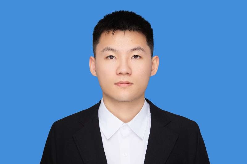小应的第一张照片--湛江相亲服务中心