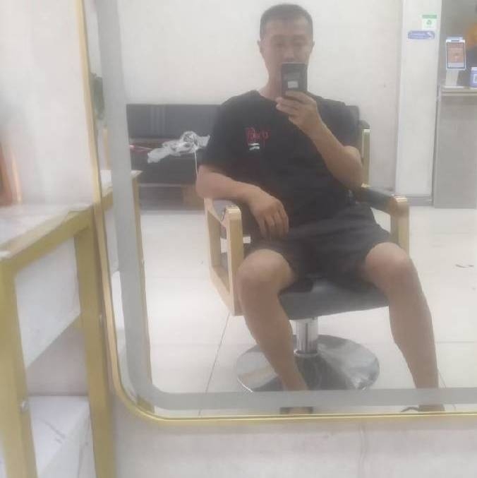 闫杰的第一张照片--湛江相亲服务中心