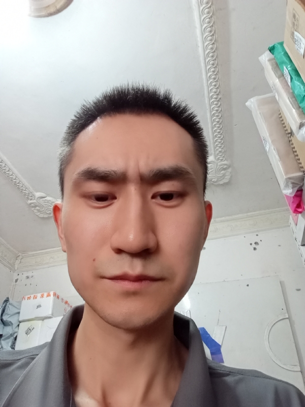 西门吹雪的第一张照片--湛江相亲服务中心