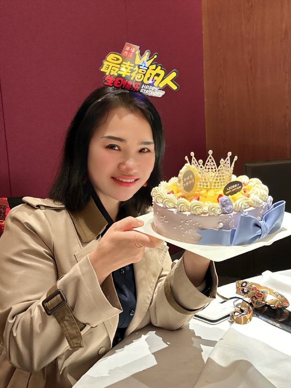 Apple的第一张照片--湛江相亲服务中心