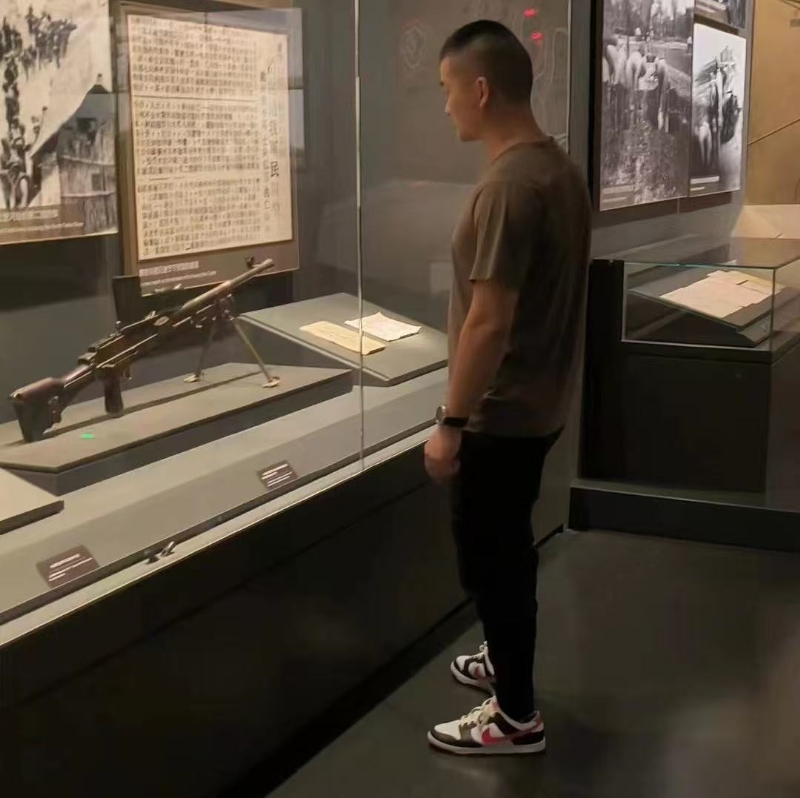 霸气的第一张照片--湛江相亲服务中心
