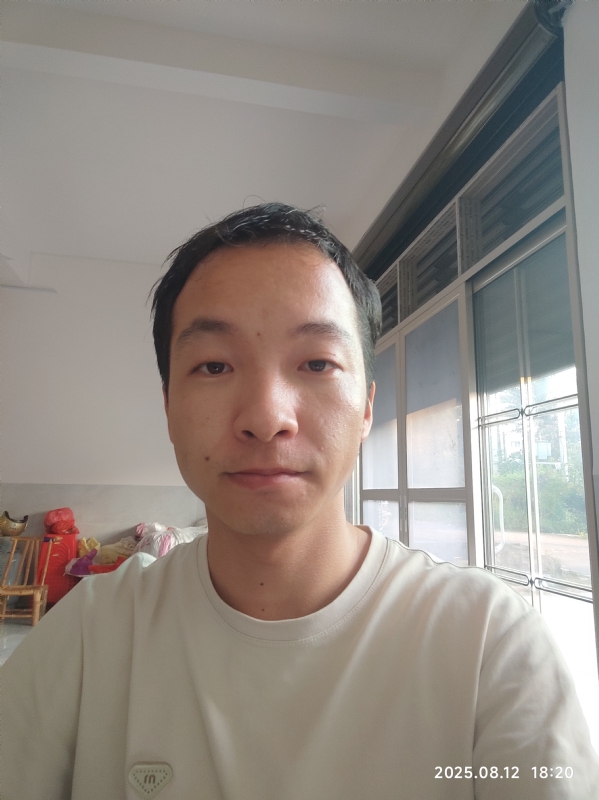 杨培鑫的第一张照片--湛江相亲服务中心