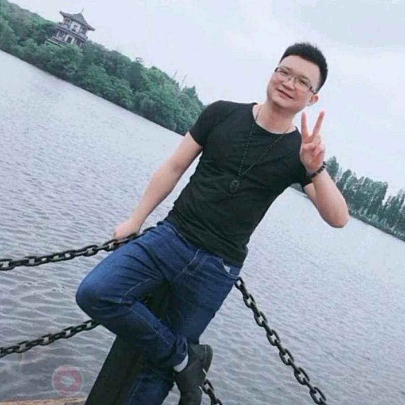 lg营的第一张照片--湛江相亲服务中心