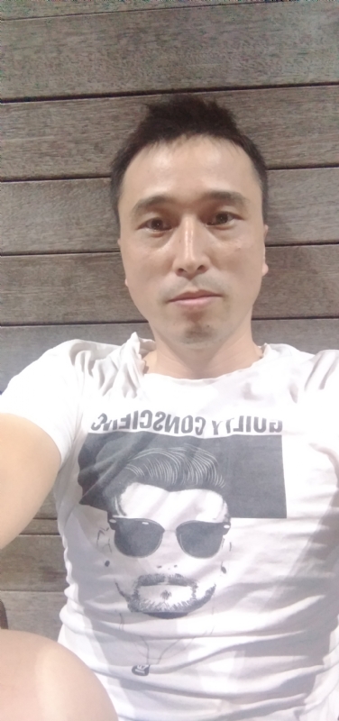 笑看一切的第一张照片--湛江相亲服务中心