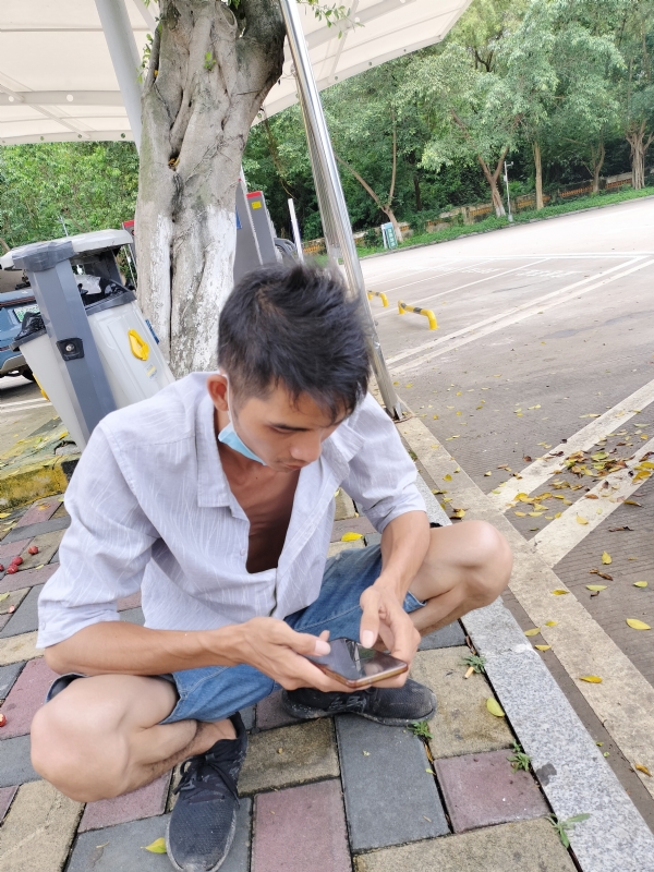 太累了的第一张照片--湛江相亲服务中心