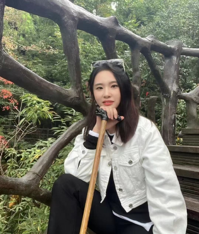 琪琪的第一张照片--湛江相亲服务中心